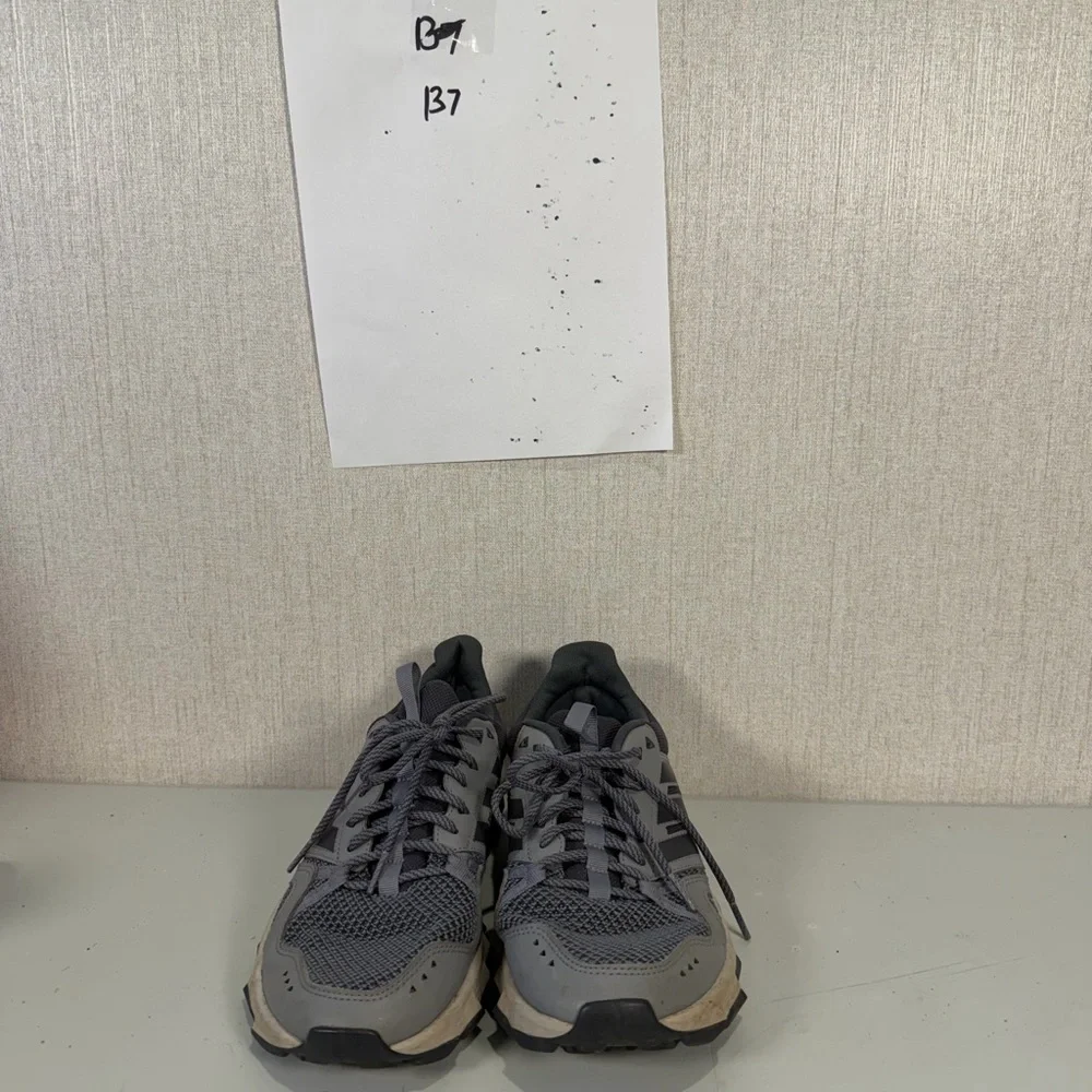 Size‎ 8- Adidas Rockadia Trail Triple Grey